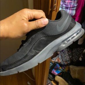 Shoes mid condition